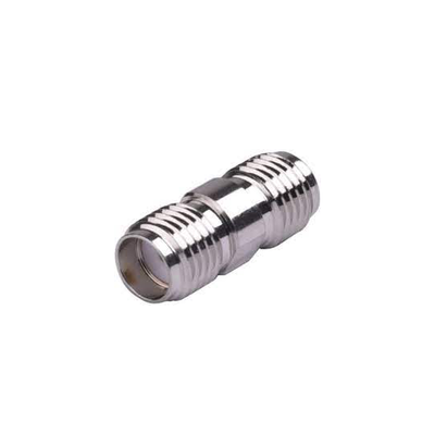 Adaptador Barril RF / Conector SMA Hembra a SMA Hembra / Montaje en Línea / Cuerpo Bronce Niquelado / Contacto Oro / Aislante Teflón